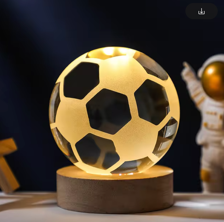 Esfera de cristal 3D grabada con diseño de Football, sobre base de madera con luz LED – LuxeOrb3D