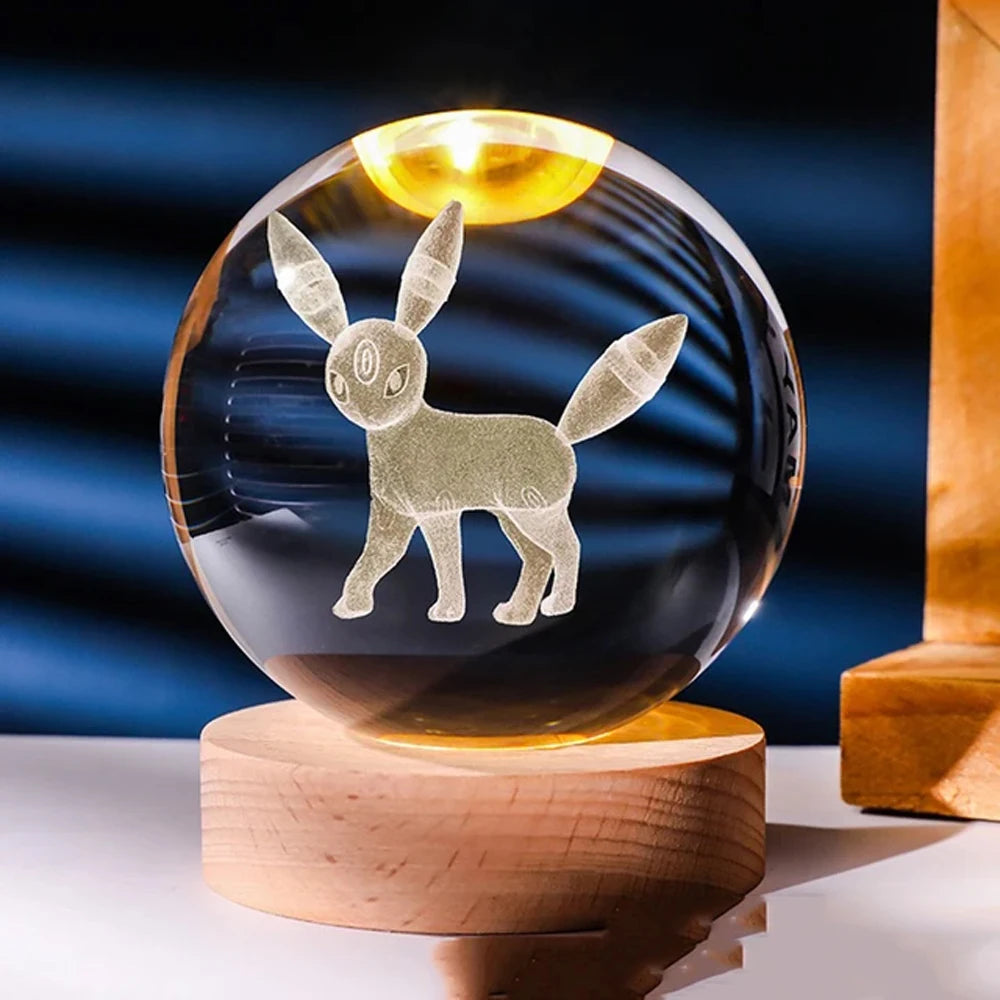 Esfera de cristal 3D grabada con el diseño Zorrillo, sobre base de madera con luz LED – LuxeOrb3D