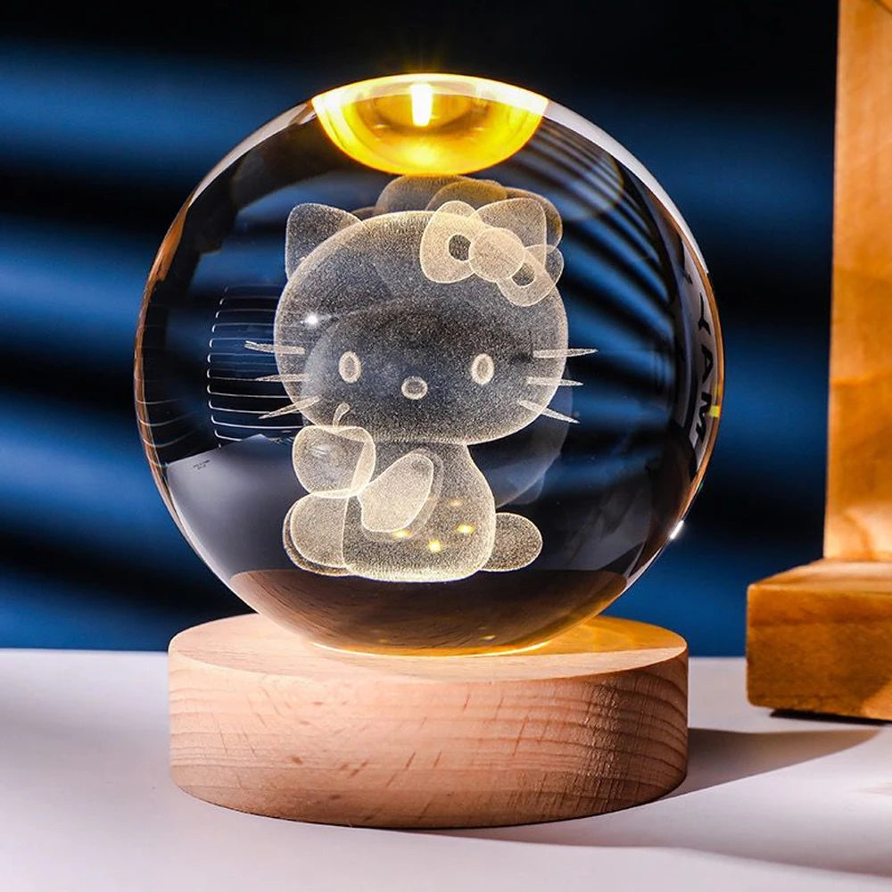 Esfera de cristal 3D grabada con el diseño Gatita Manzana, sobre base de madera con luz LED – LuxeOrb3D